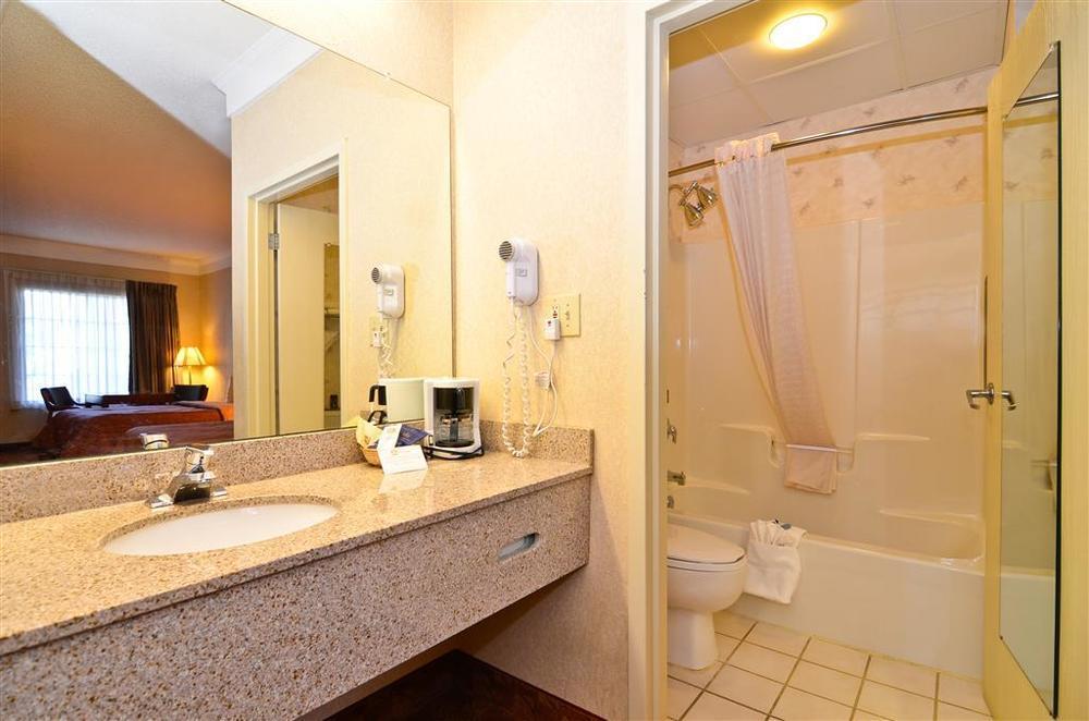 Best Western Hawkinsville Inn & Suites Ruang foto