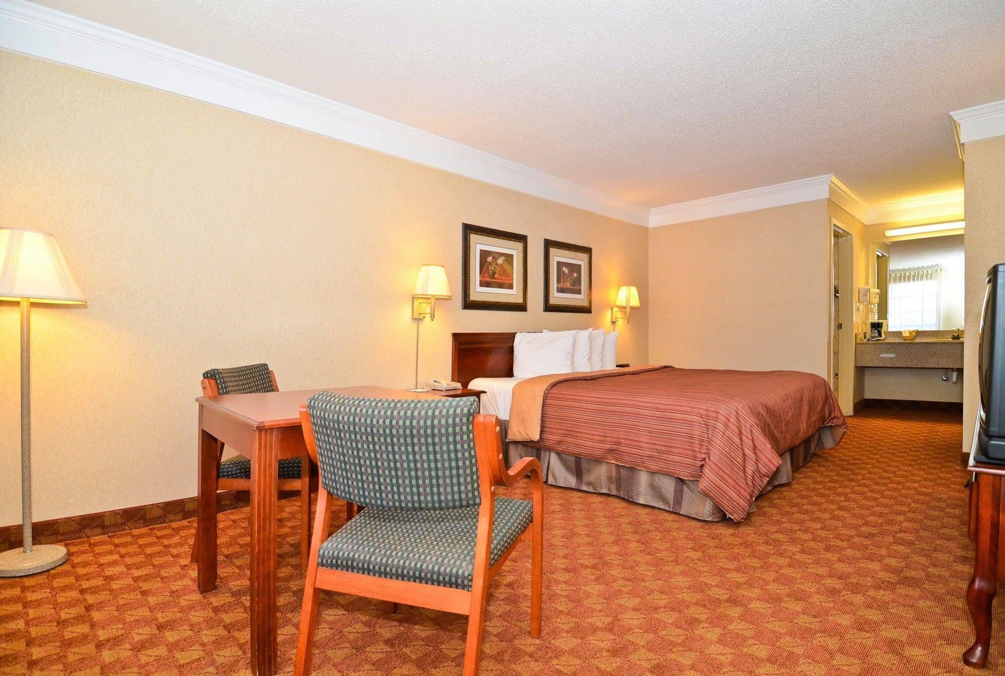 Best Western Hawkinsville Inn & Suites Bagian luar foto