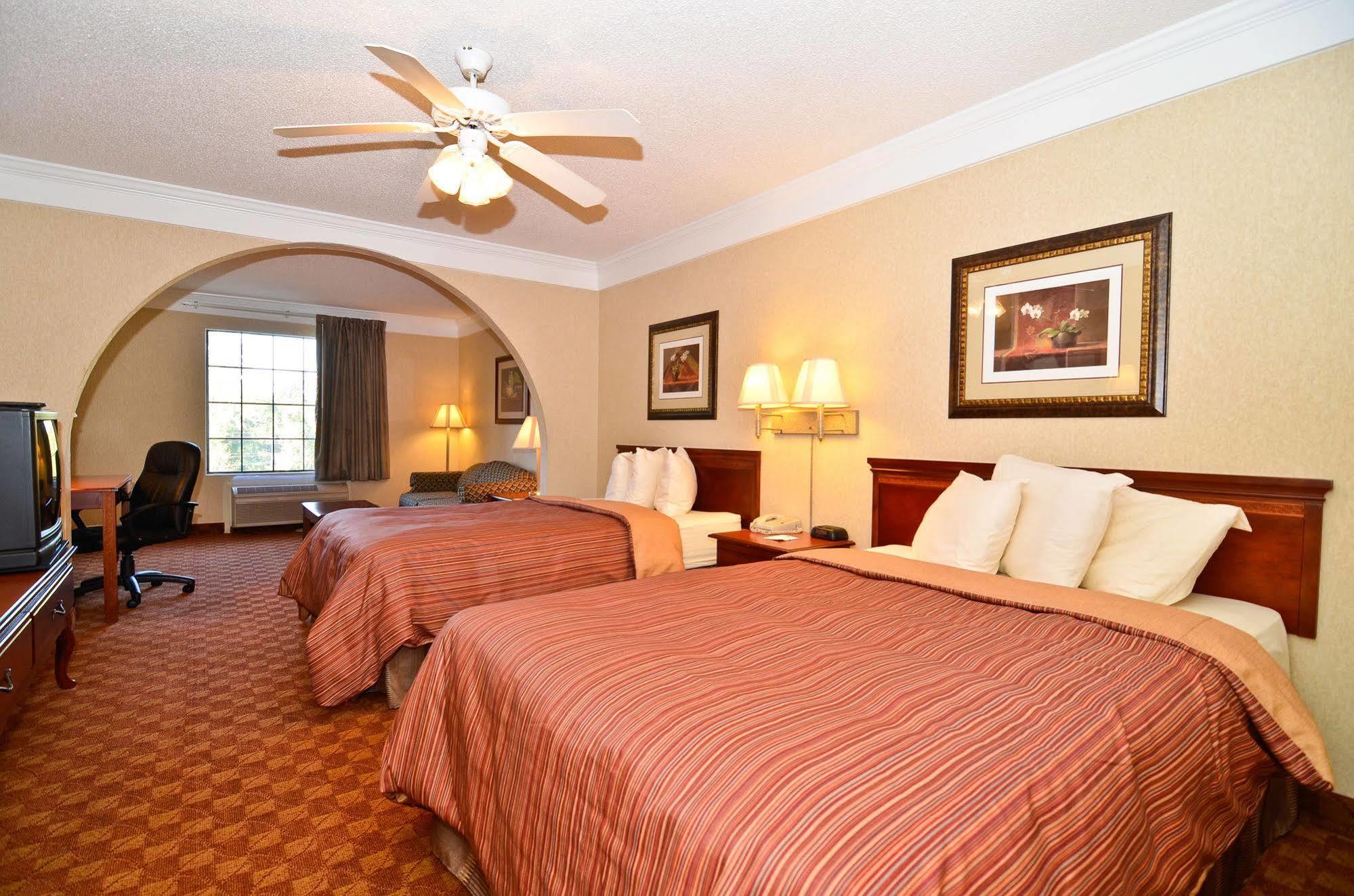 Best Western Hawkinsville Inn & Suites Bagian luar foto