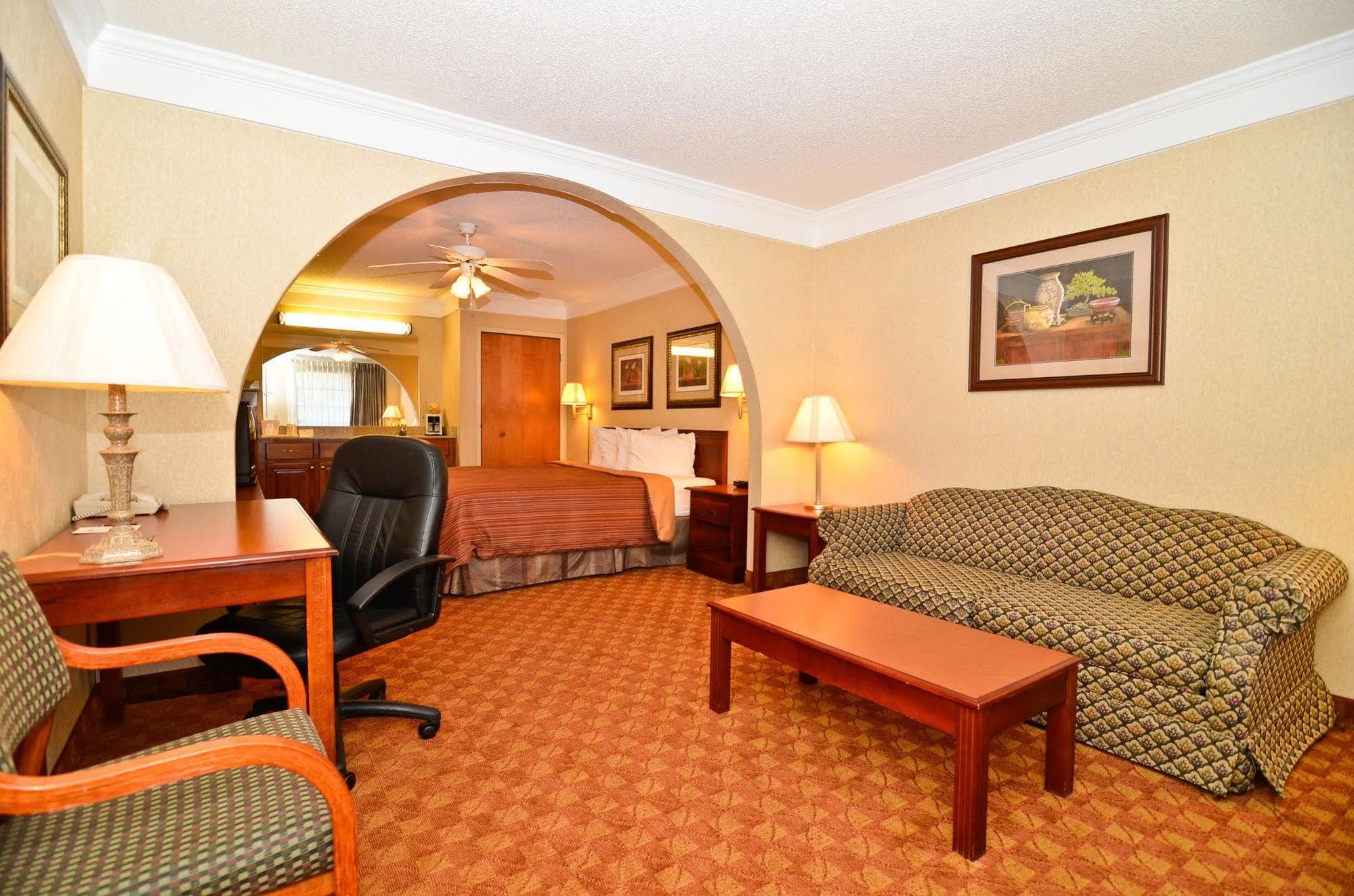 Best Western Hawkinsville Inn & Suites Bagian luar foto