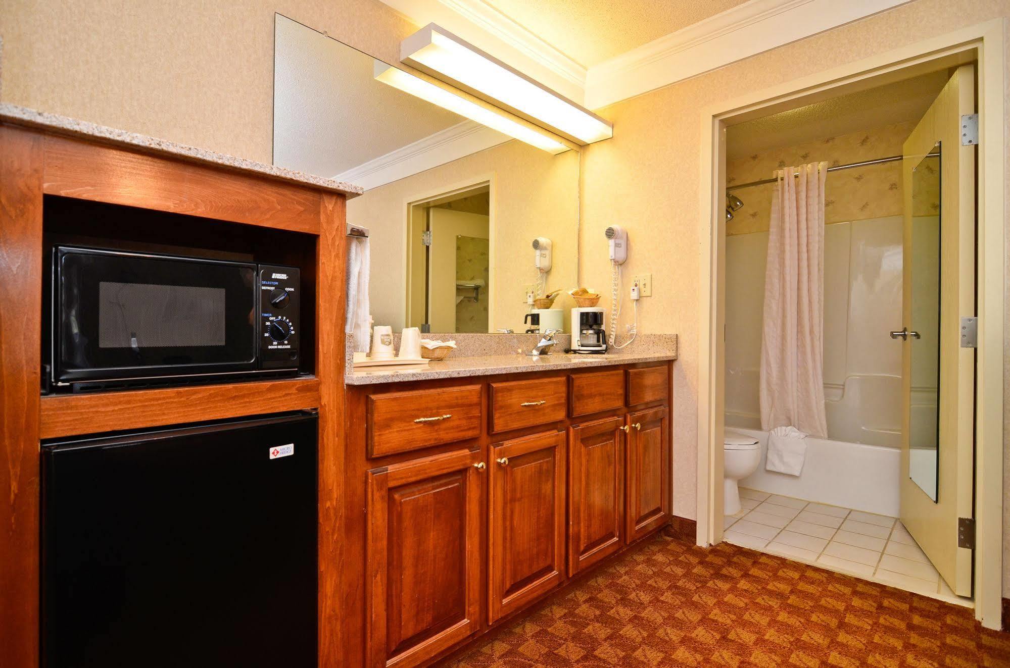 Best Western Hawkinsville Inn & Suites Ruang foto