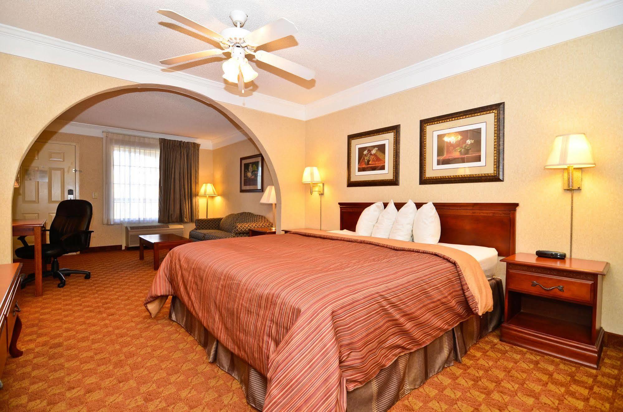 Best Western Hawkinsville Inn & Suites Bagian luar foto